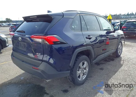 2025 Toyota Rav4 Xle z USA, uszkodzony, nr VIN 2T3P1RFV2SW521559